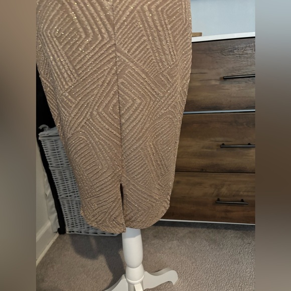 Privy Tan Sparkling Patterned Midi Dress - Picture 5 of 7